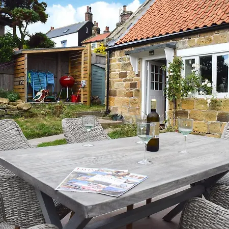 Holiday home Rosslyn House Robin Hood's Bay